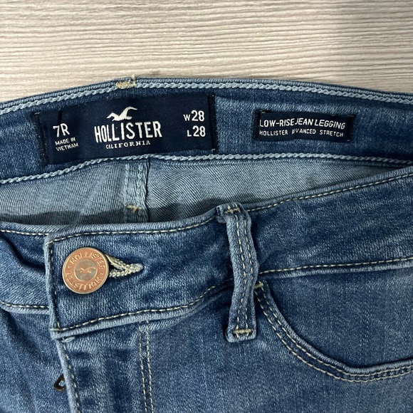 Hollister low rise advanced stretch light blue Jean legging size 7 / 28 regular - Picture 2 of 4